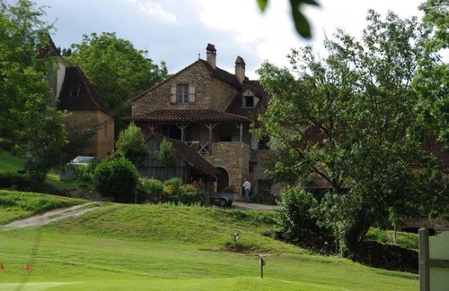 Saint-Jean-Lespinasse House | Facing the Gulf and Château de Montal