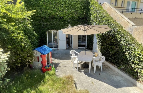 Stella-Plage Apartment | Facing the sea, Apartment with garden, Stella-Plage, Ground floor, 7 pers.