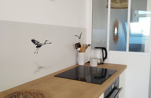 La Turballe Apartment | Facing the sea, direct beach access