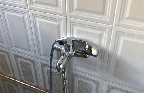 Ilion Apartment | Factory style residence