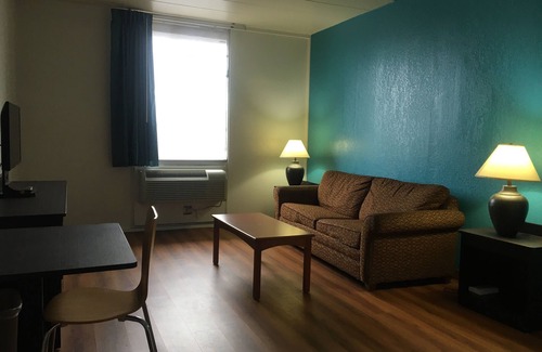 Melrose Park Hotel | FairBridge Inn Express Melrose Park