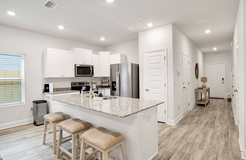 Northeast Pensacola House | Fairchild Coastal Townhome~ New Beaches University
