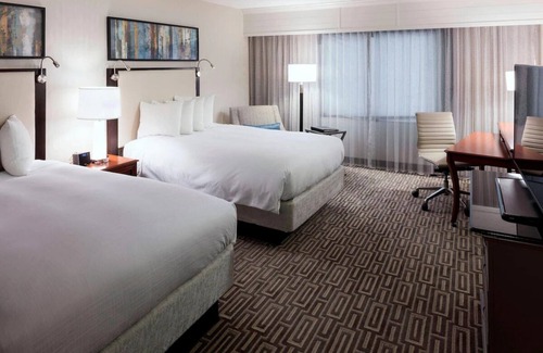 Fairfax Hotel | Fairfax Stay | 4 Units Near George Mason University
