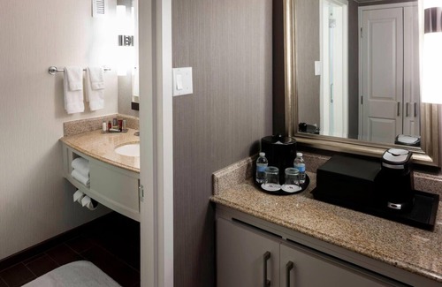 Fairfax Hotel | Fairfax Stay | 4 Units Near George Mason University