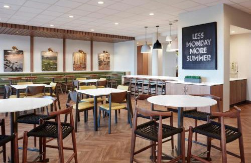 York Regional Municipality Hotel | Fairfield by Marriott Inn & Suites Newmarket