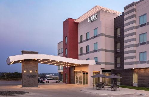 South Central Omaha Hotel | Fairfield by Marriott Inn & Suites Omaha at MH Landing