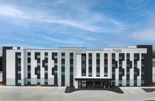 Paris Hotel | Fairfield by Marriott Inn & Suites Paris