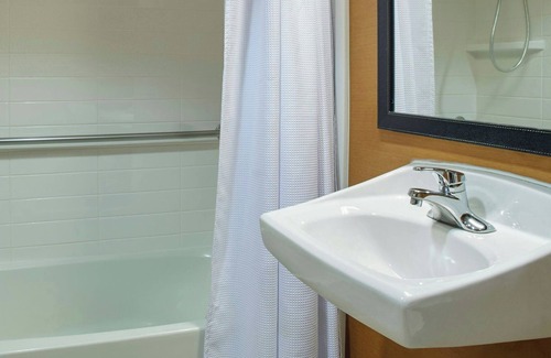 Kalamazoo Hotel | Fairfield by Marriott Kalamazoo West