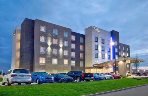 West Chester Hotel | Fairfield by Marriott Inn & Suites Cincinnati North West Chester