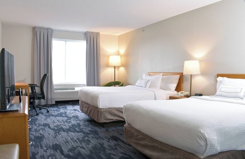 Indianapolis Hotel | Fairfield Inn and Suites by Marriott Indianapolis East