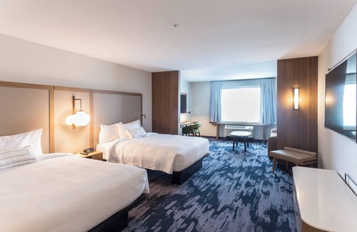 Northfield Hotel | Fairfield Inn and Suites by Marriott Northfield