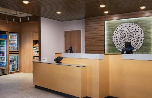 Downtown St. Louis Hotel | Fairfield Inn and Suites by Marriott St Louis Downtown