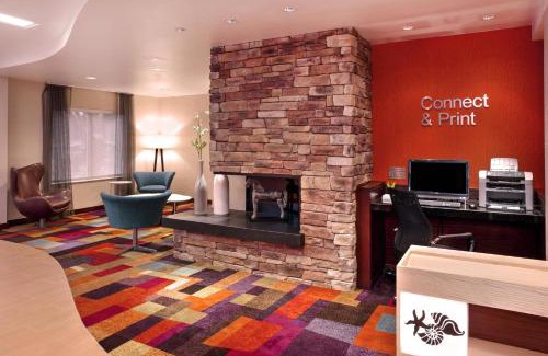 Tampa Hotel | Fairfield Inn and Suites by Marriott Tampa Brandon