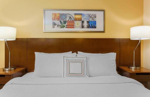 Tampa Hotel | Fairfield Inn and Suites by Marriott Tampa Brandon