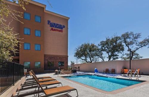 McNeil Hotel | Fairfield Inn and Suites by Marriott Austin Northwest/Research Blvd