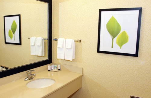 Marion Hotel | Fairfield Inn and Suites by Marriott Marion