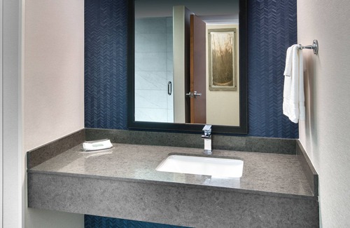 Steeles Industrial Hotel | Fairfield Inn and Suites by Marriott Toronto Brampton