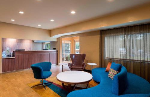 Clearwater Hotel | Fairfield Inn and Suites St Petersburg Clearwater