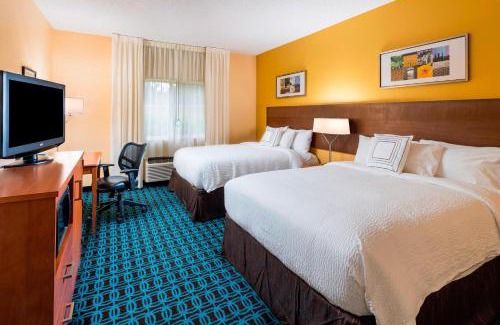 Clearwater Hotel | Fairfield Inn and Suites St Petersburg Clearwater