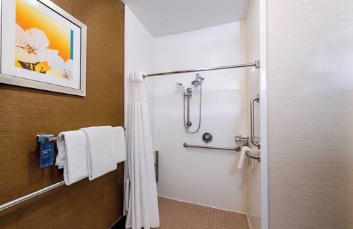 Battle Creek Hotel | Fairfield Inn by Marriott Battle Creek