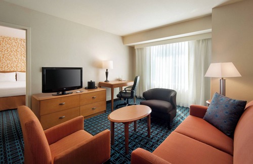 Sacramento Hotel | Fairfield Inn by Marriott Sacramento Cal Expo