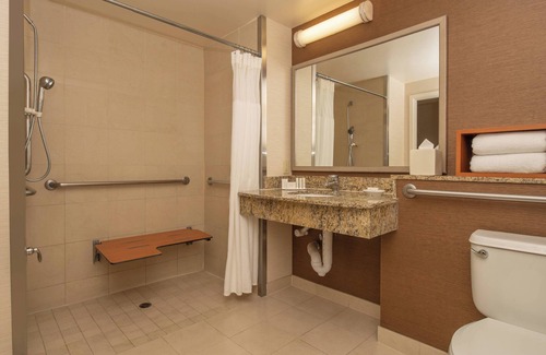 Sacramento Hotel | Fairfield Inn by Marriott Sacramento Cal Expo