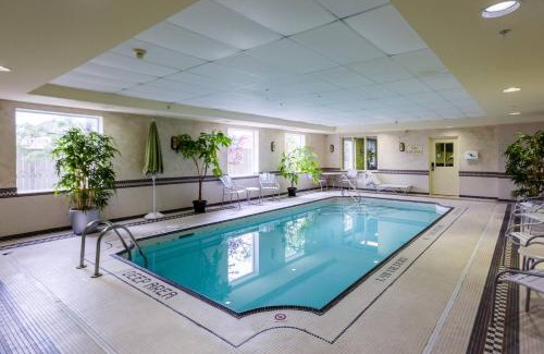 Clearview Hotel | Fairfield Inn by Marriott Toronto Oakville