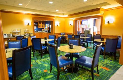 Clearview Hotel | Fairfield Inn by Marriott Toronto Oakville