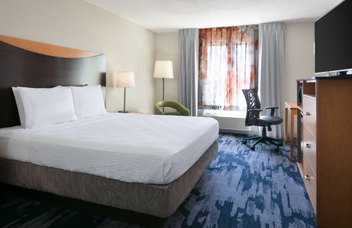 Manhattan Hotel | Fairfield Inn by Marriott Manhattan