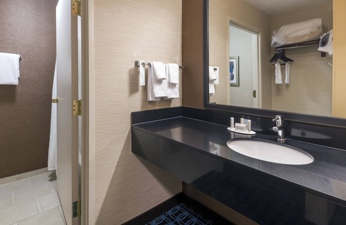 Union Hill Hotel | Fairfield Inn Kansas City Downtown/Union Hill by Marriott