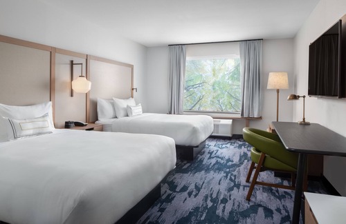 Russell Hotel | Fairfield Inn & Suites Kenosha Pleasant Prairie