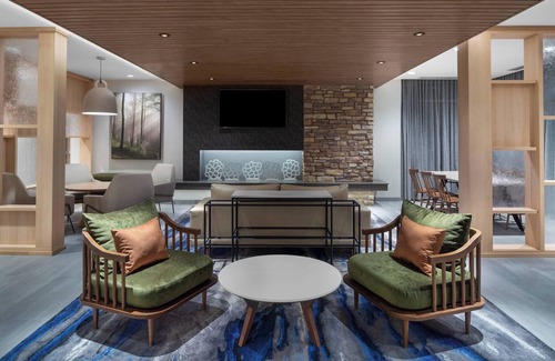 Russell Hotel | Fairfield Inn & Suites Kenosha Pleasant Prairie