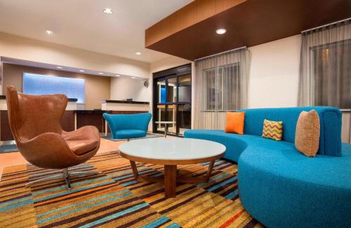 Mendota Heights Hotel | Fairfield Inn & Suites Minneapolis-St. Paul Airport