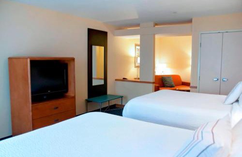 Ames Hotel | Fairfield Inn & Suites Ames