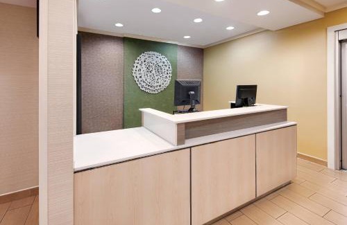 North Loop Hotel | Fairfield Inn & Suites Austin University Area