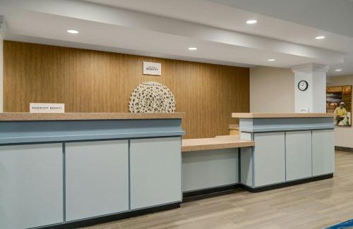 Bloomington Hotel | Fairfield Inn & Suites Bloomington