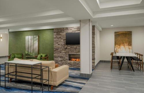 Bloomington Hotel | Fairfield Inn & Suites Bloomington