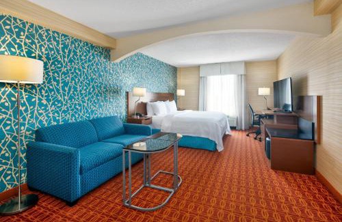 Northeast Mississauga Hotel | Fairfield Inn & Suites by Marriott Toronto Airport