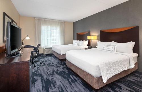 Gateway Hotel | Fairfield Inn & Suites by Marriott Toronto Mississauga