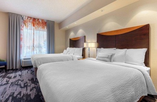Rockford Hotel | Fairfield Inn & Suites by Marriott Rockford
