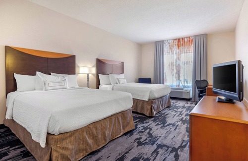 Rockford Hotel | Fairfield Inn & Suites by Marriott Rockford