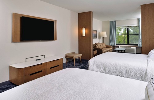 Canton Hotel | Fairfield Inn & Suites by Marriott Canton