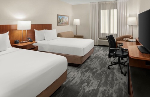 Columbus Hotel | Fairfield Inn & Suites by Marriott Columbus OSU