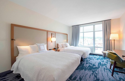 Park Point Hotel | Fairfield Inn & Suites by Marriott Duluth Waterfront