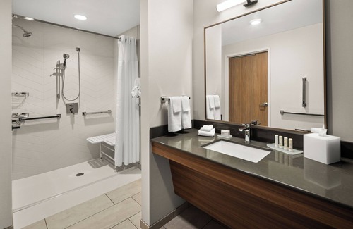 Duluth Hotel | Fairfield Inn & Suites by Marriott Duluth