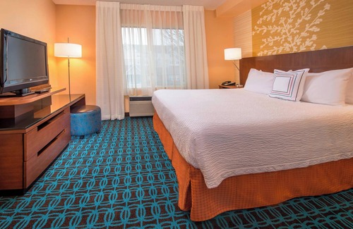 Ballenger Creek Hotel | Fairfield Inn & Suites by Marriott Frederick