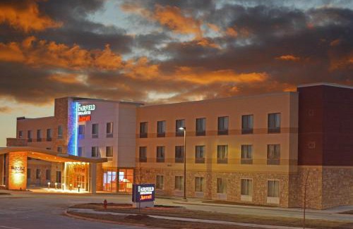 Lincoln Hotel | Fairfield Inn & Suites by Marriott Lincoln Southeast