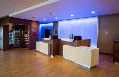 Lincoln Hotel | Fairfield Inn & Suites by Marriott Lincoln Southeast