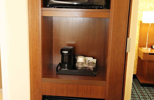 Pittsburg Hotel | Fairfield Inn & Suites by Marriott London