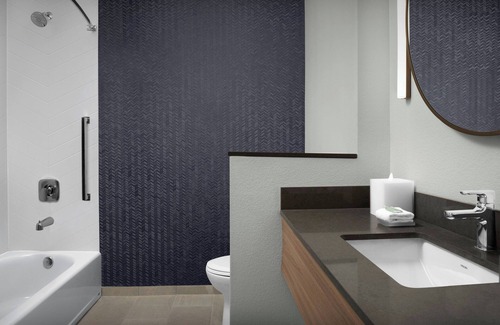 Paris Hotel | Fairfield Inn & Suites by Marriott Paris
